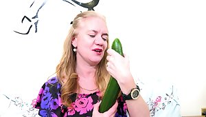 Mischievous time gaffer granny tries such a big cucumber